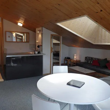 Divisible 4 Pers Avec Balcon Et Vue Pistes - Fr-1-181-1531 Apartment